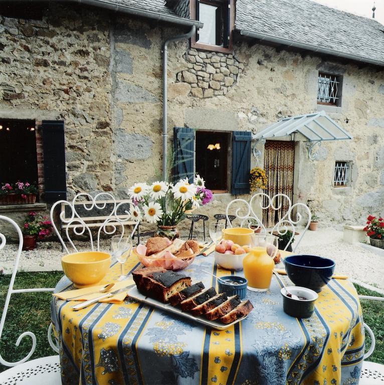 Апартаменти La Ferme De Lacalm Sanvensa Екстер'єр фото